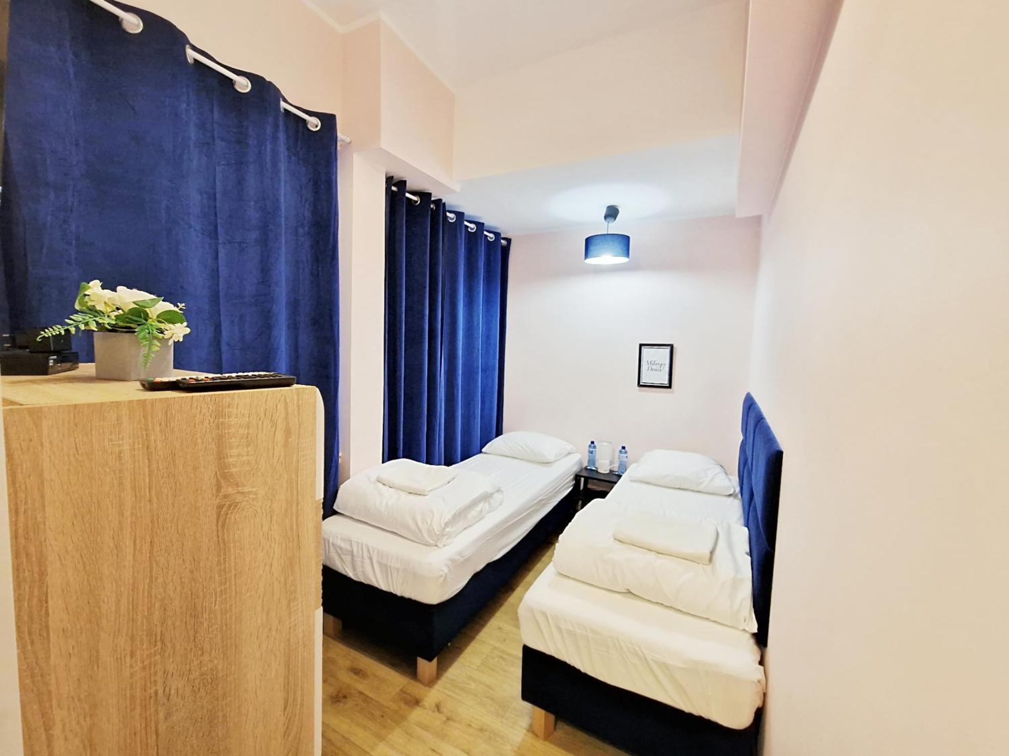 Hostal Helvetia Center And Old Town Varsovia
