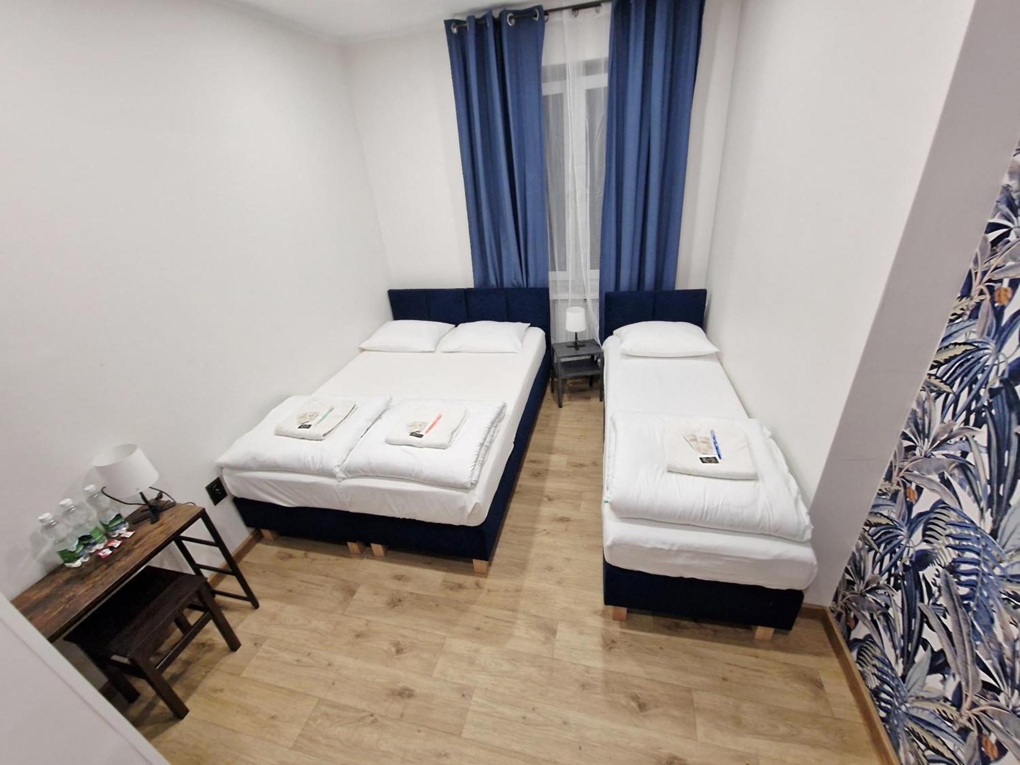 Hostal Helvetia Center And Old Town Varsovia
